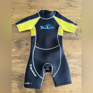 Kids Sea Elite 3mm Wet Suite- size 4-6